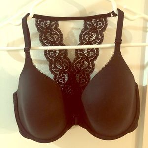 NWOT Victoria’s Secret Back Detail Bra